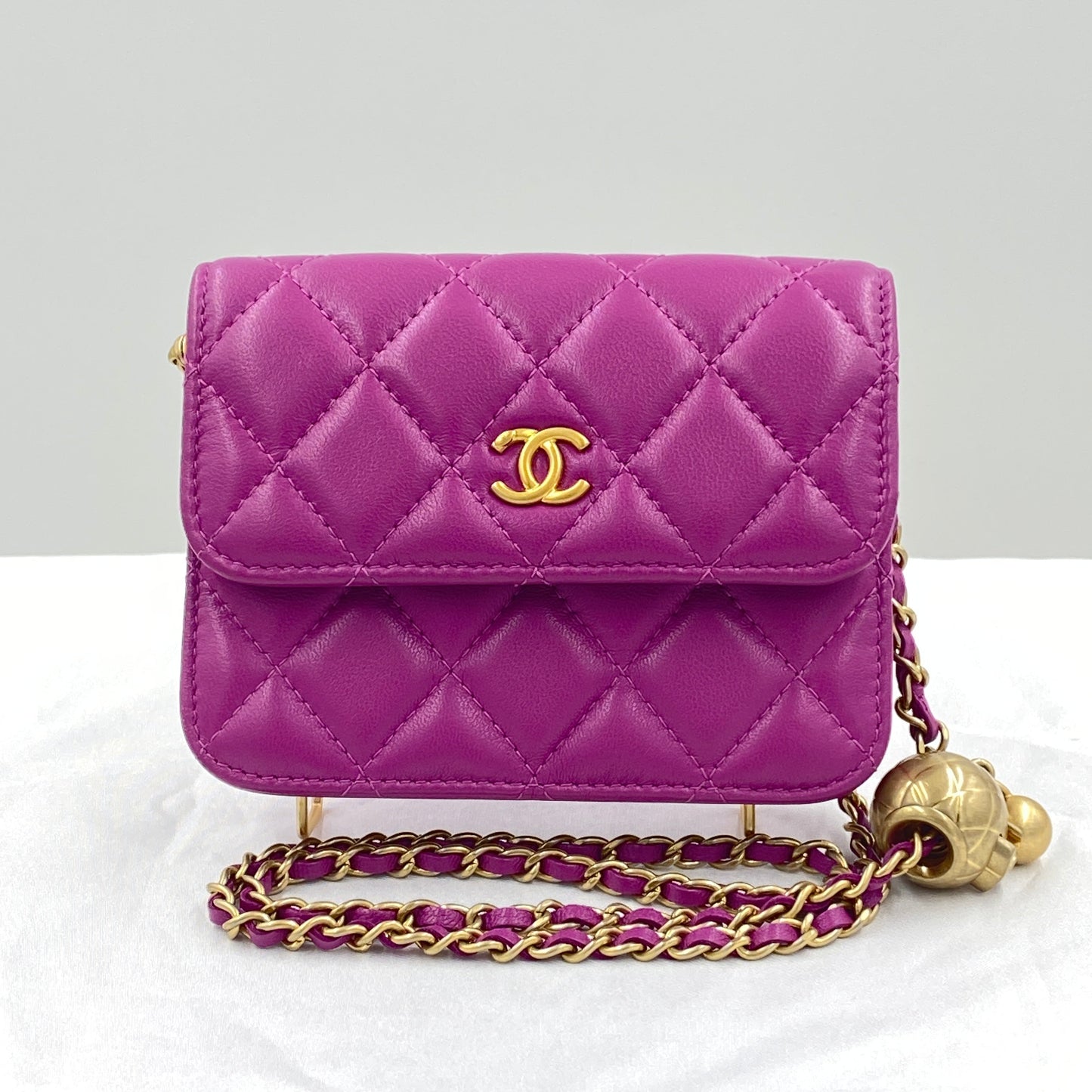 CHANEL シャネル マトラッセ ボールチェーン ショルダーウォレット パープル ゴールド金具