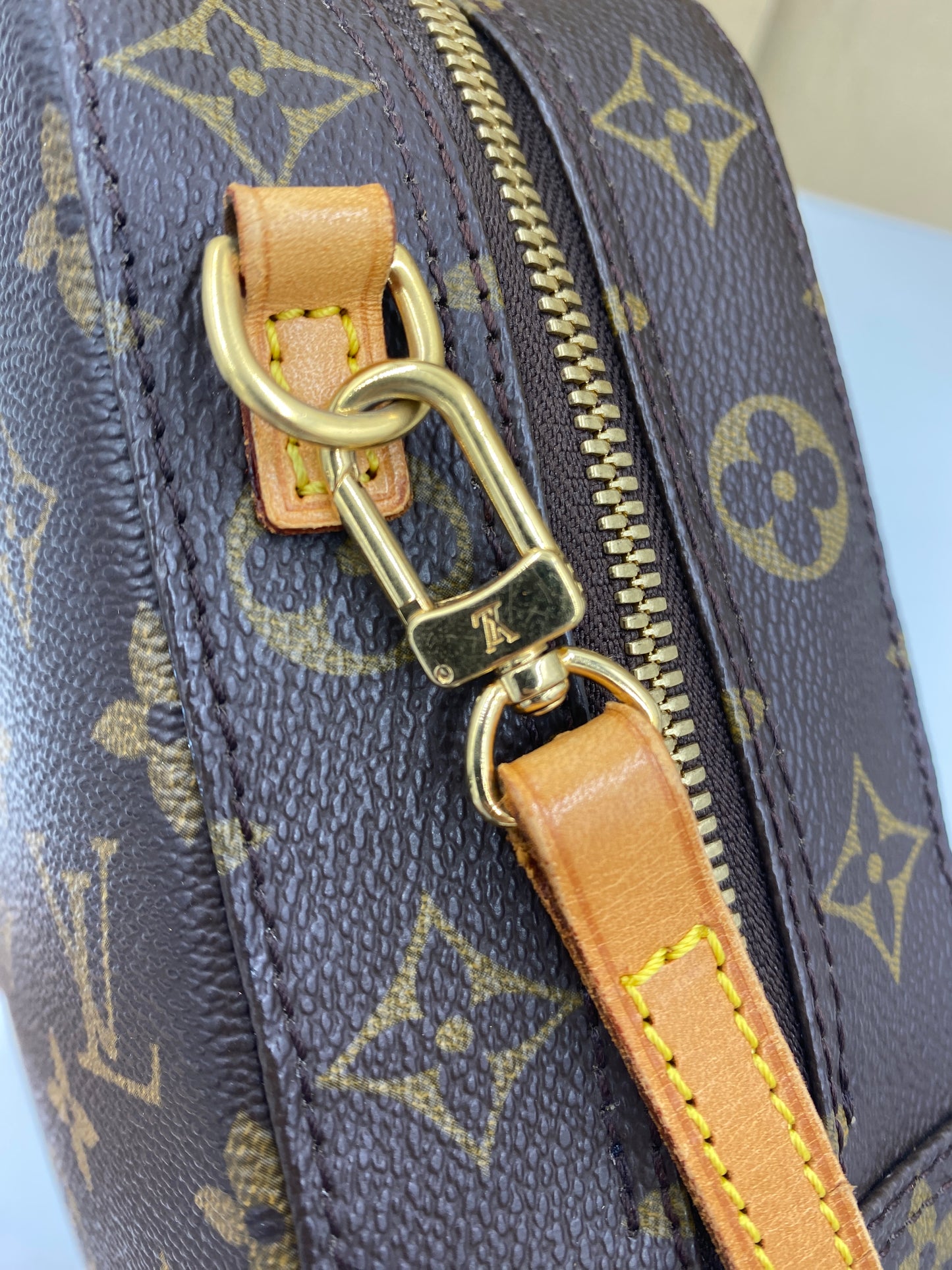LOUIS VUITTON スポンティーニ モノグラム M47500