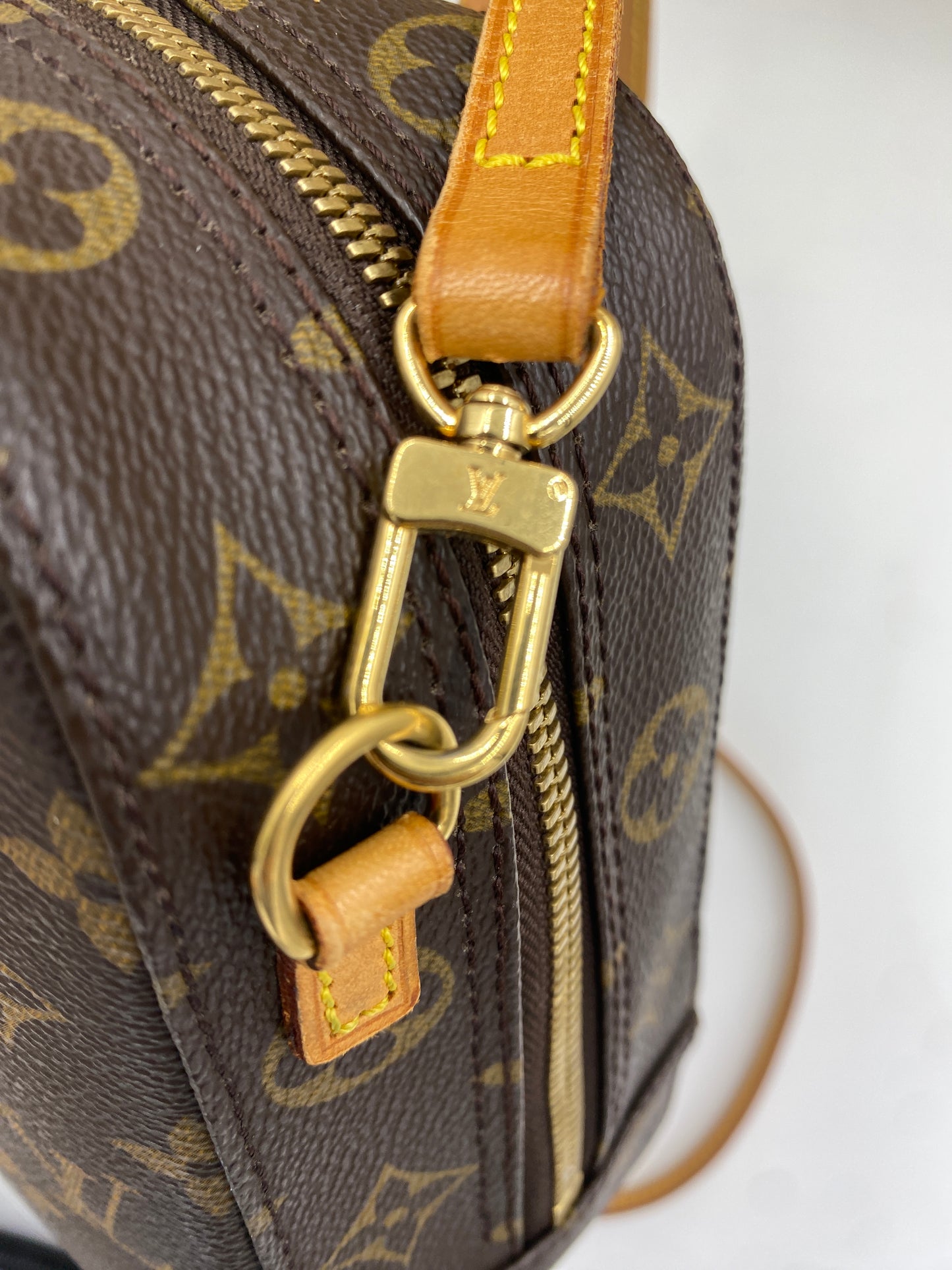 LOUIS VUITTON スポンティーニ モノグラム M47500