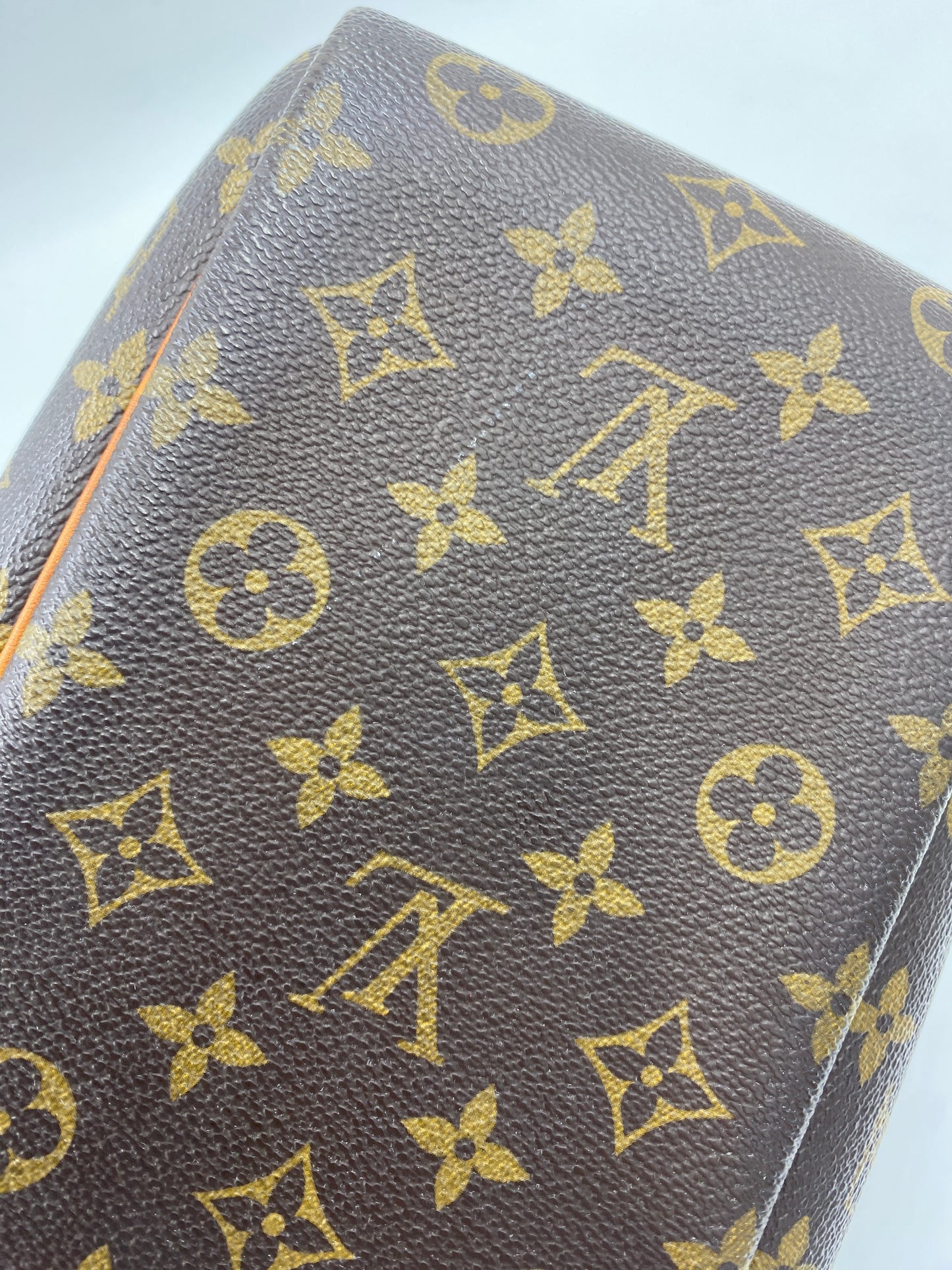 LOUIS VUITTON モノグラム M47270モノグラムドーヴィル ハンドバッグ