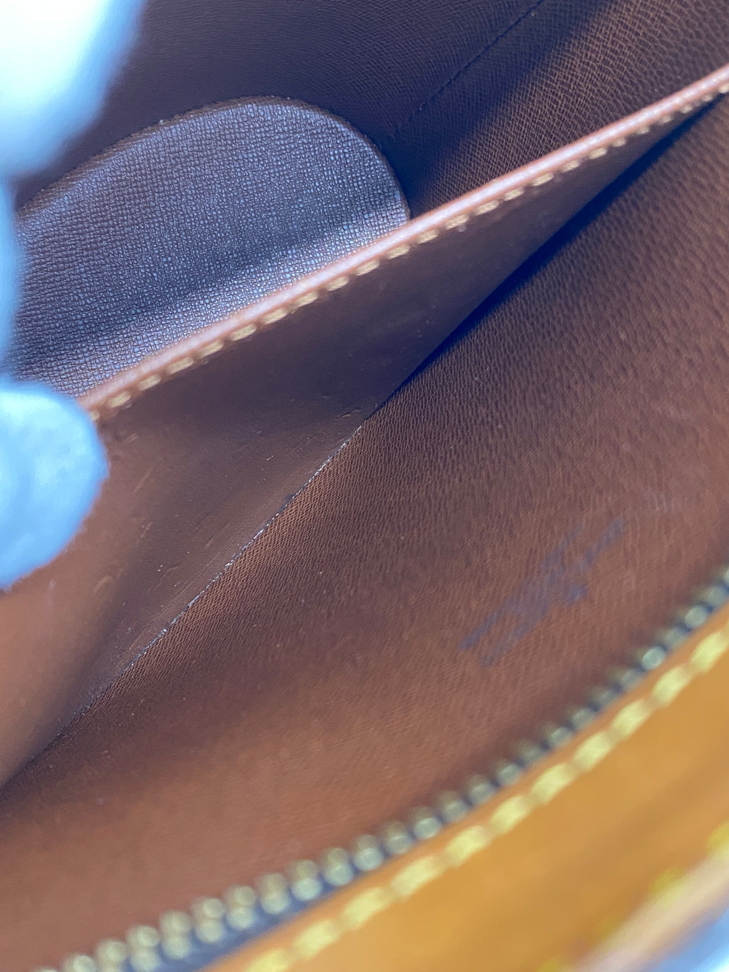 LOUIS VUITTON モノグラム M51290 ドルーオ ショルダーバッグ