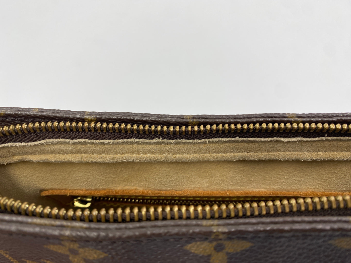LOUIS VUITTON モノグラム ルーピングMM ショルダーバッグ