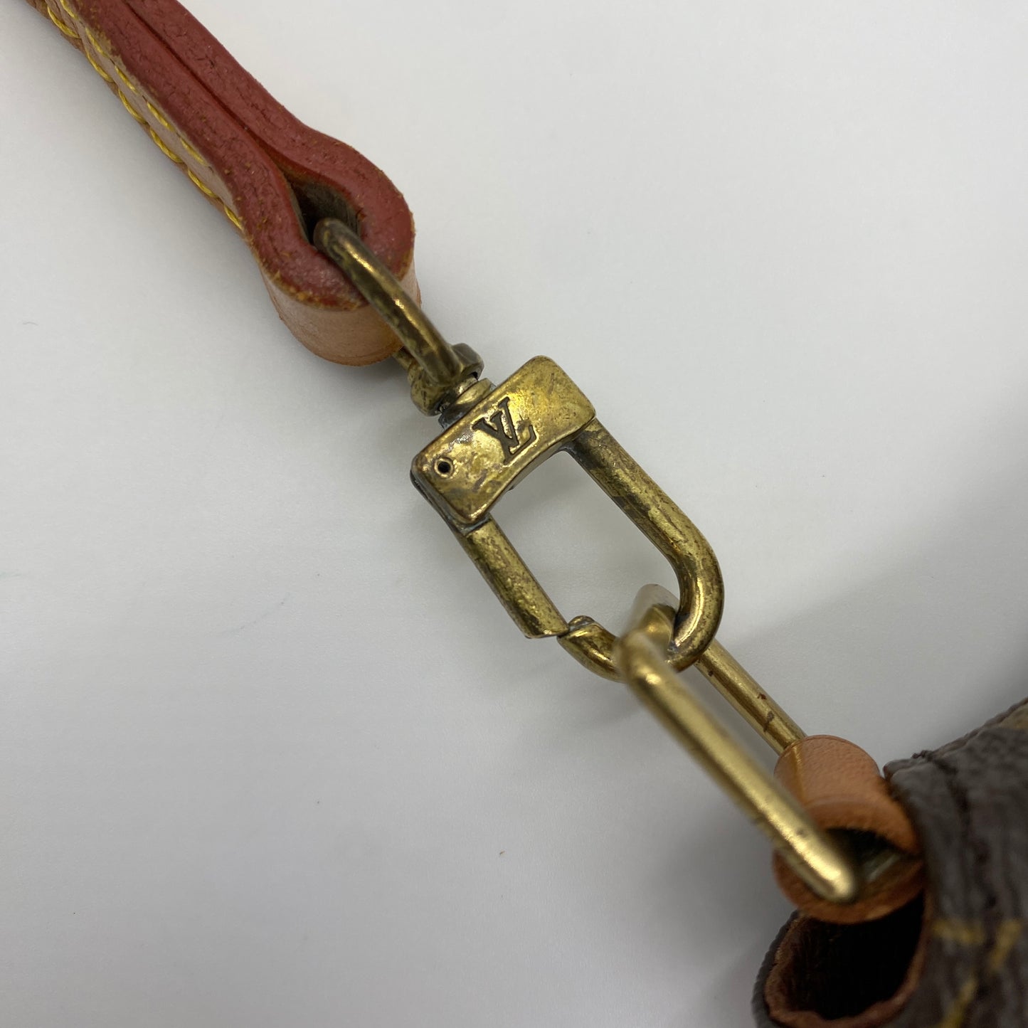 LOUIS VUITTON モノグラム M51388 ミュゼットタンゴ ※ストラップ変更あり