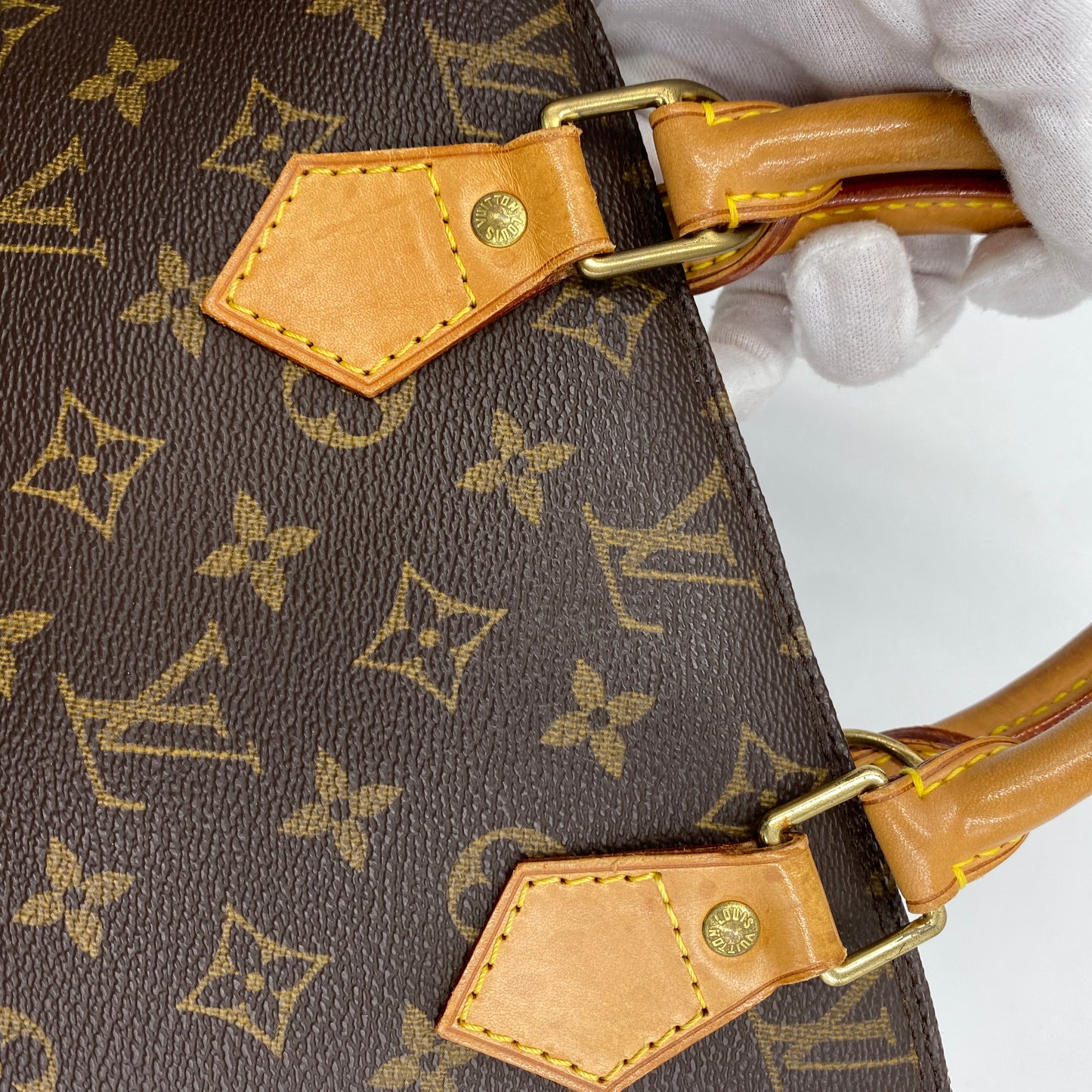 LOUIS VUITTON アルマ
