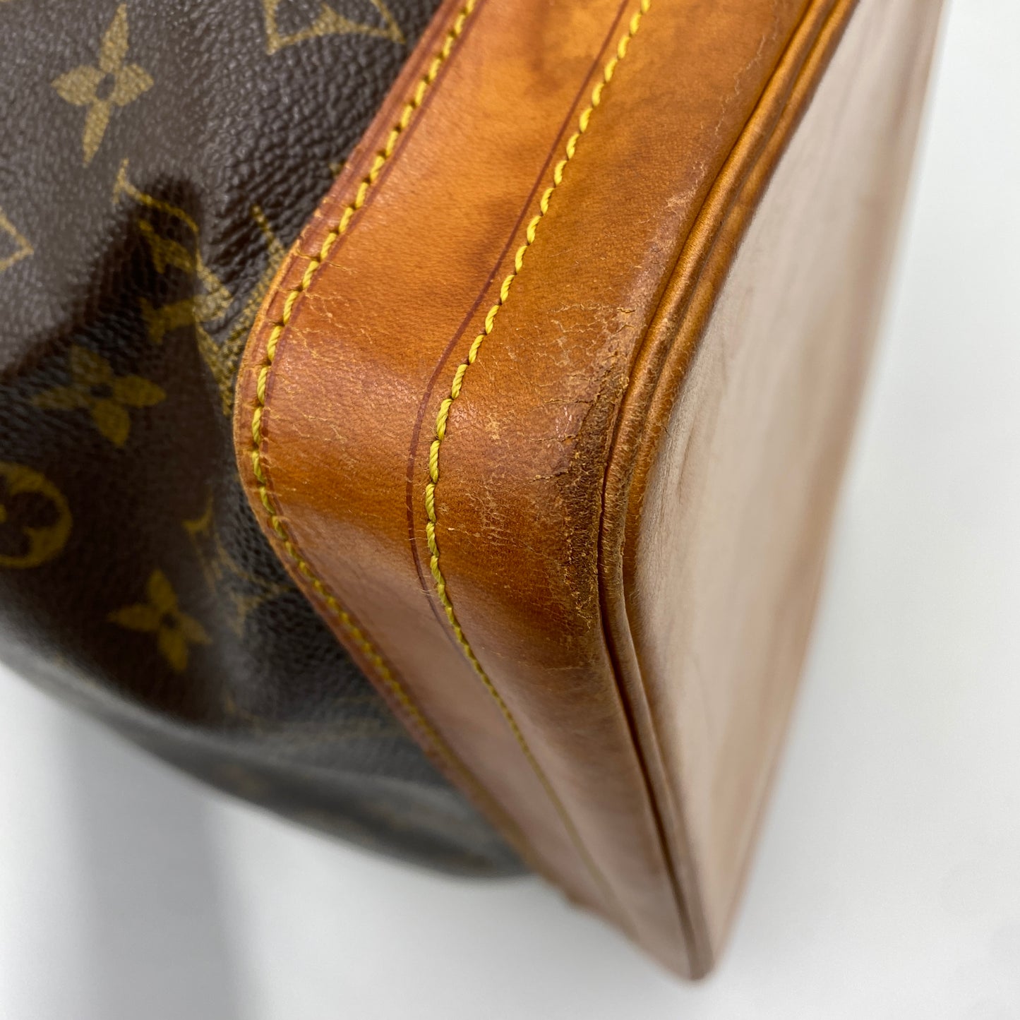 LOUIS VUITTON モノグラム M42224 ノエ ショルダーバッグ