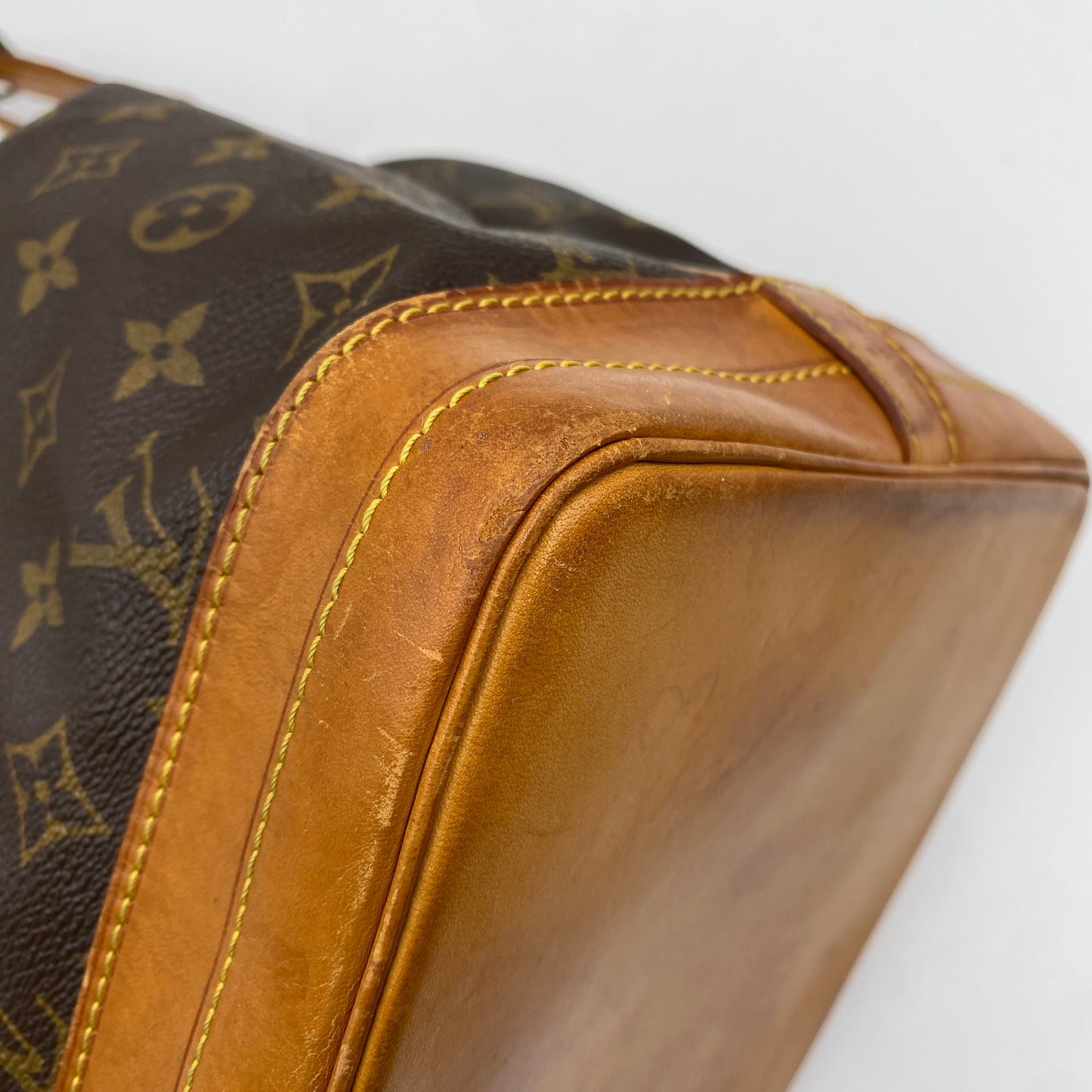 LOUIS VUITTON モノグラム M42224 ノエ ショルダーバッグ