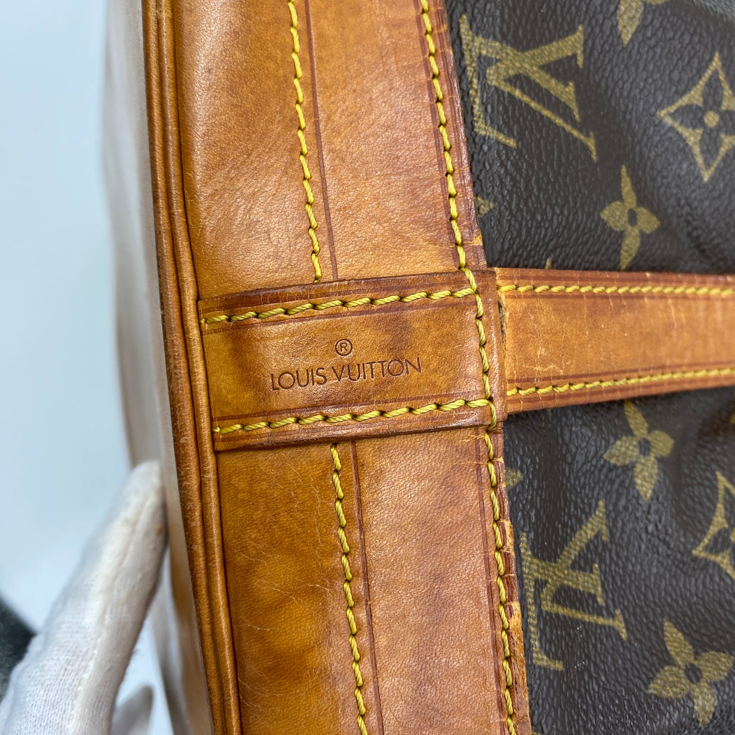 LOUIS VUITTON モノグラム M42224 ノエ ショルダーバッグ