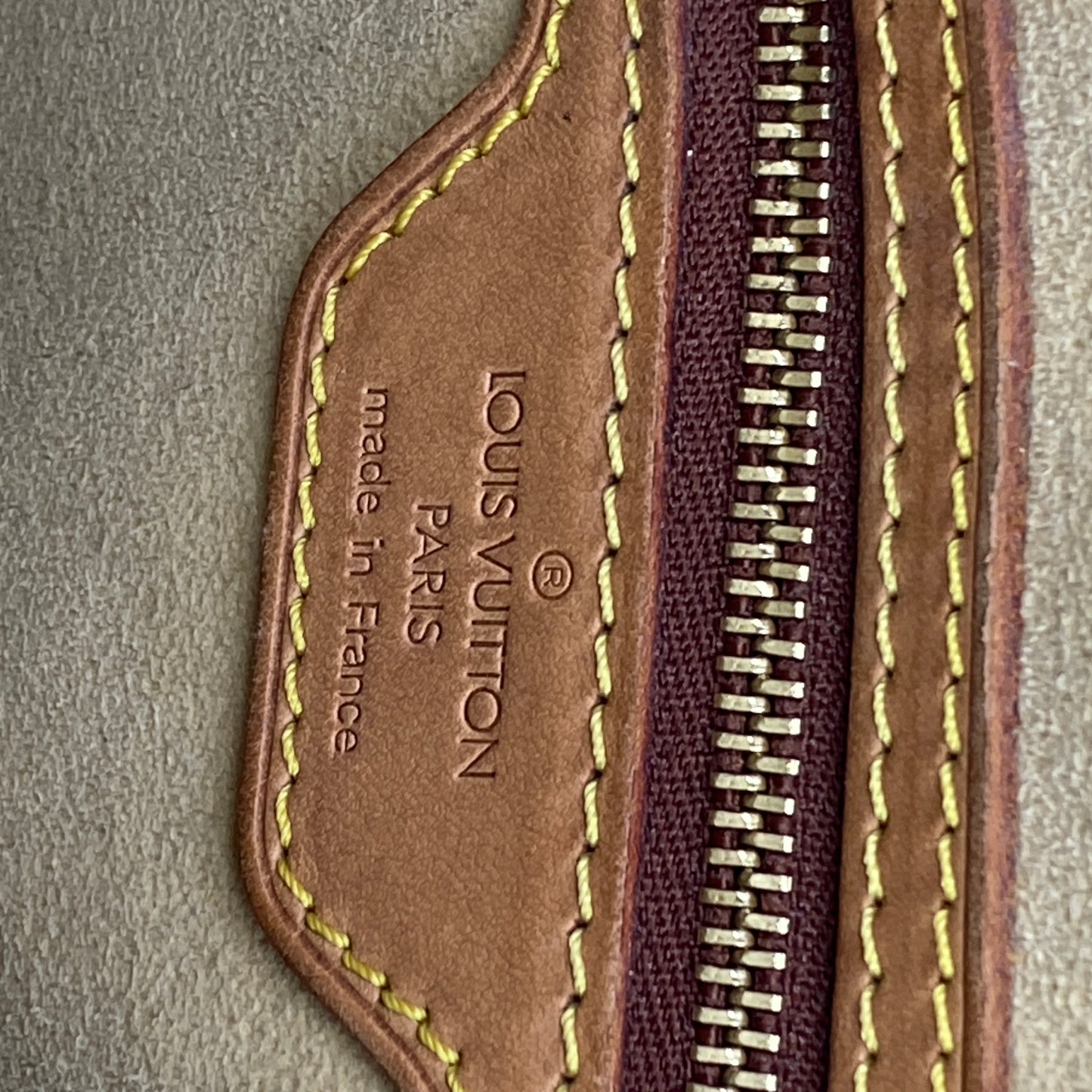 LOUIS VUITTON モノグラム ルーピング GM
