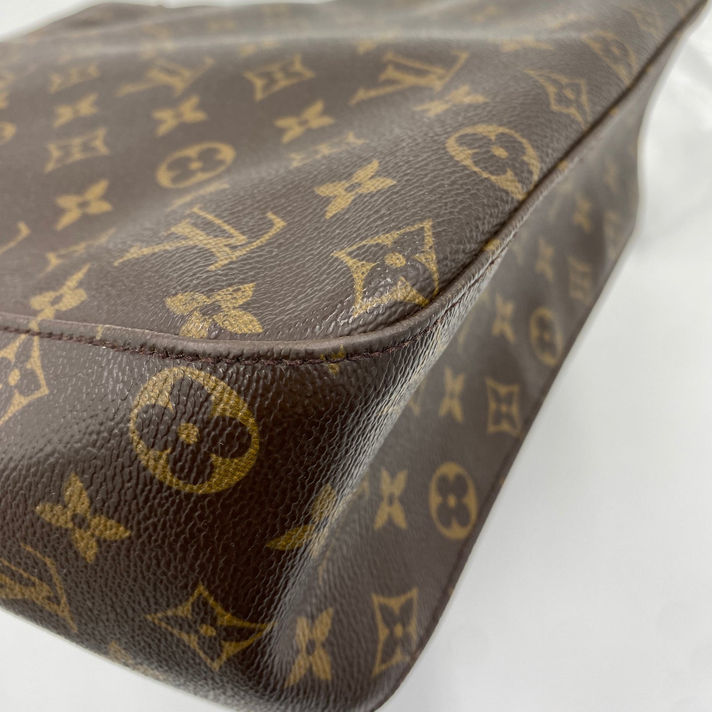 LOUIS VUITTON モノグラム ルーピング GM