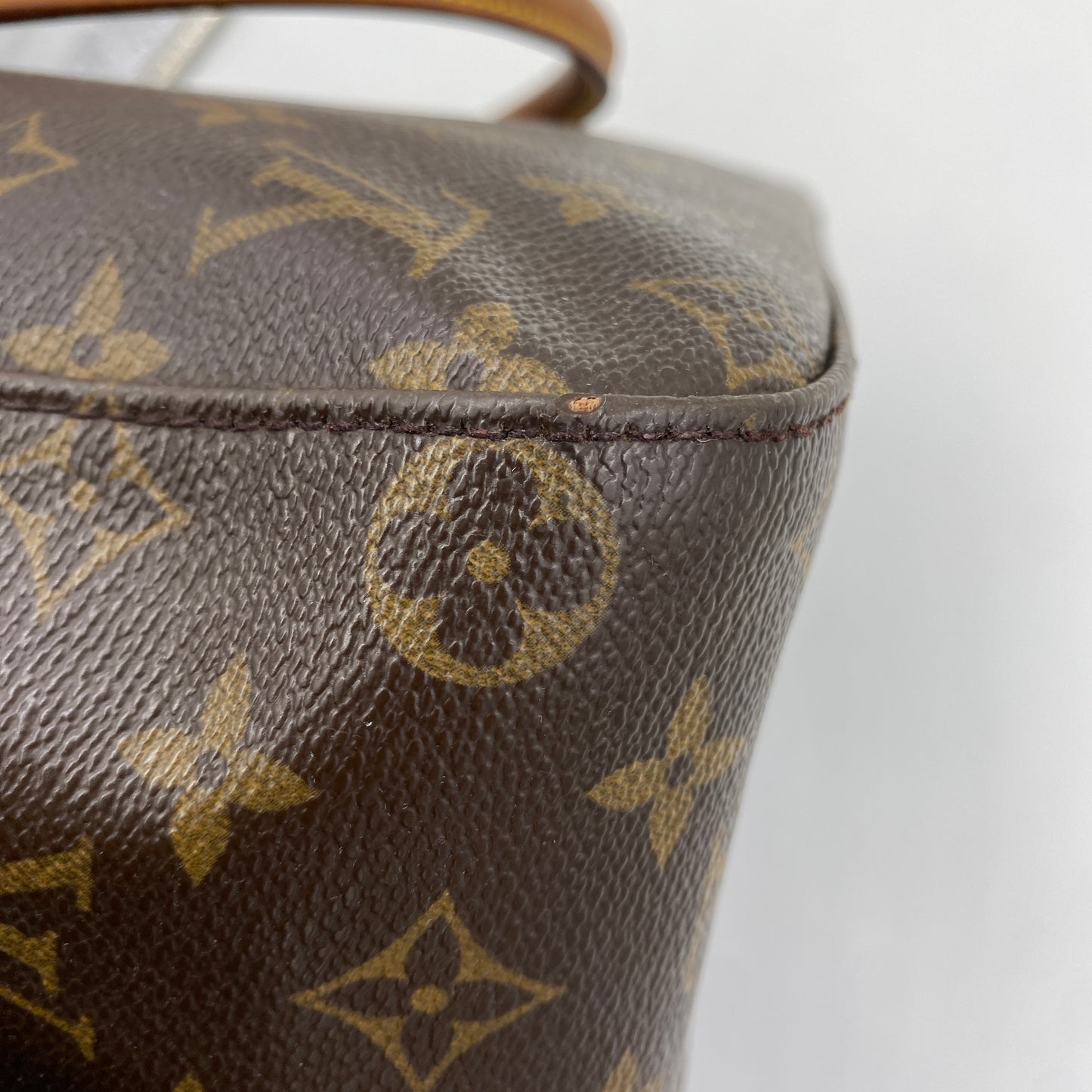 LOUIS VUITTON モノグラム ルーピング GM