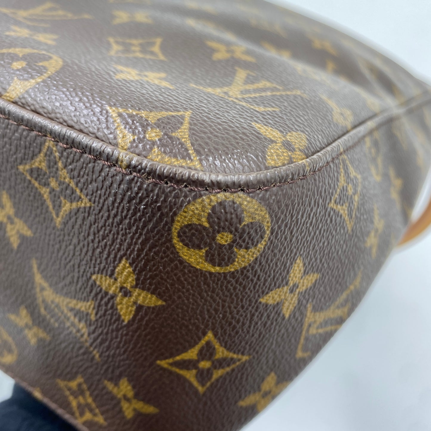 LOUIS VUITTON モノグラム M51145 ルーピングGM ショルダーバッグ