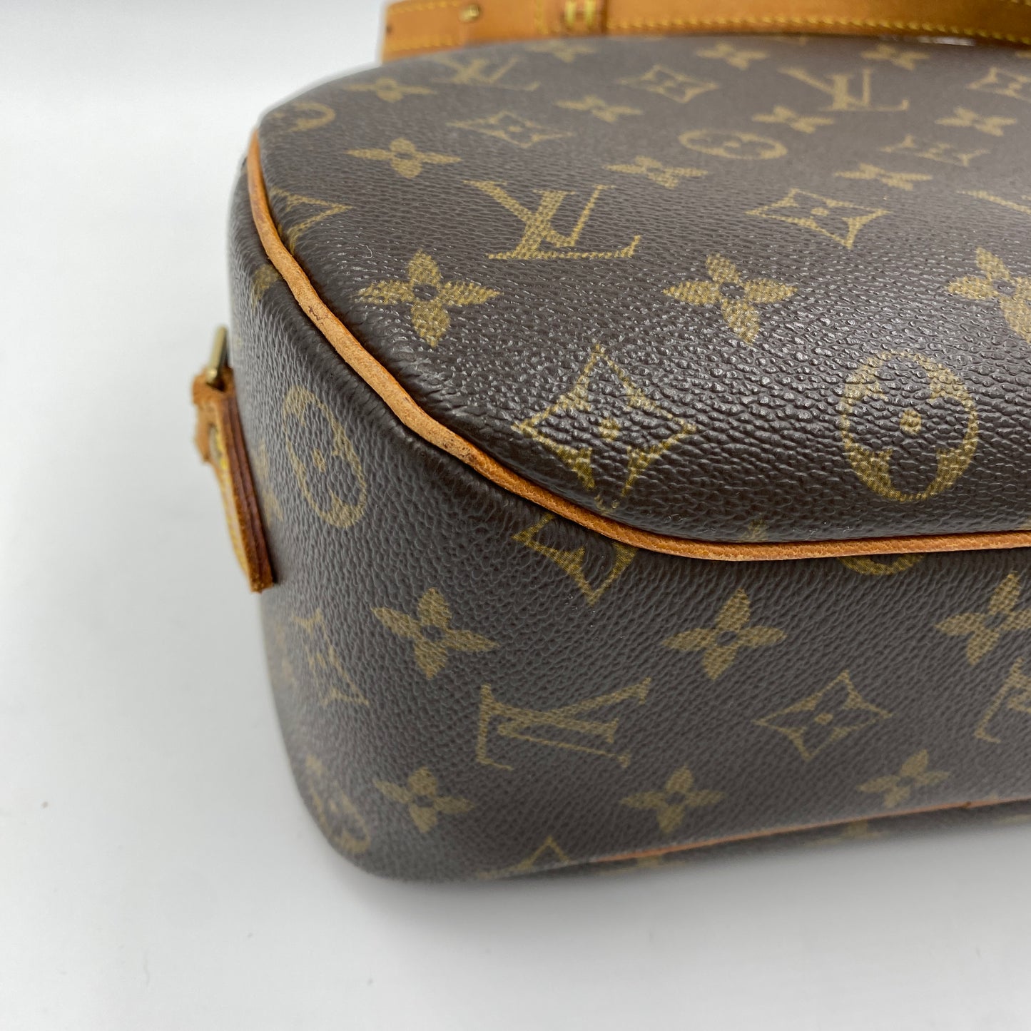 LOUIS VUITTON ブロワ