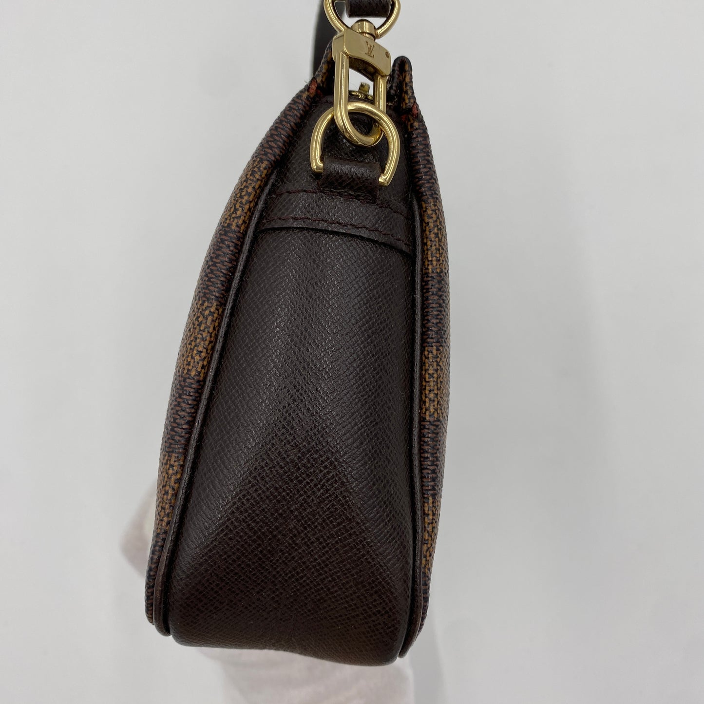 LOUIS VUITTON トゥルース・メイクアップ