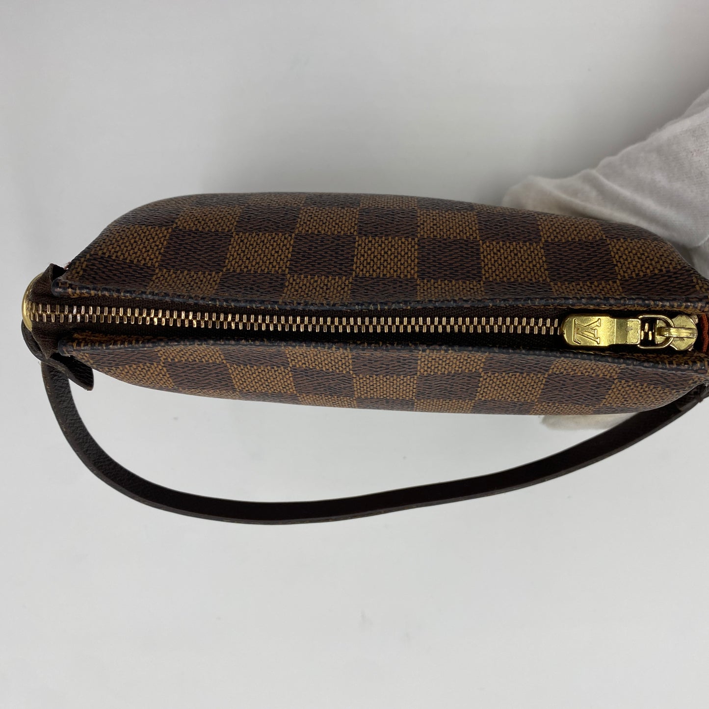 LOUIS VUITTON トゥルース・メイクアップ