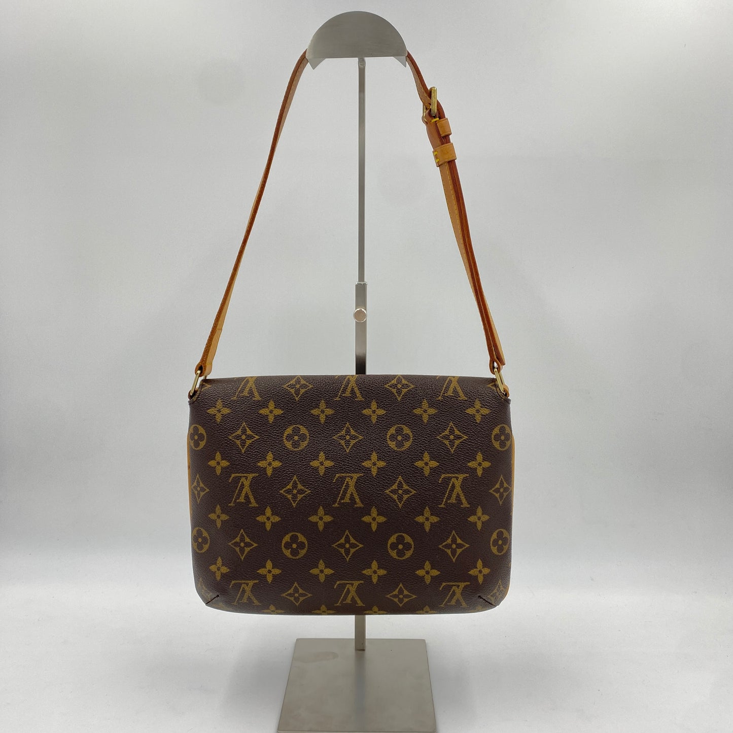 LOUIS VUITTON ミュゼットタンゴ　ショートショルダー