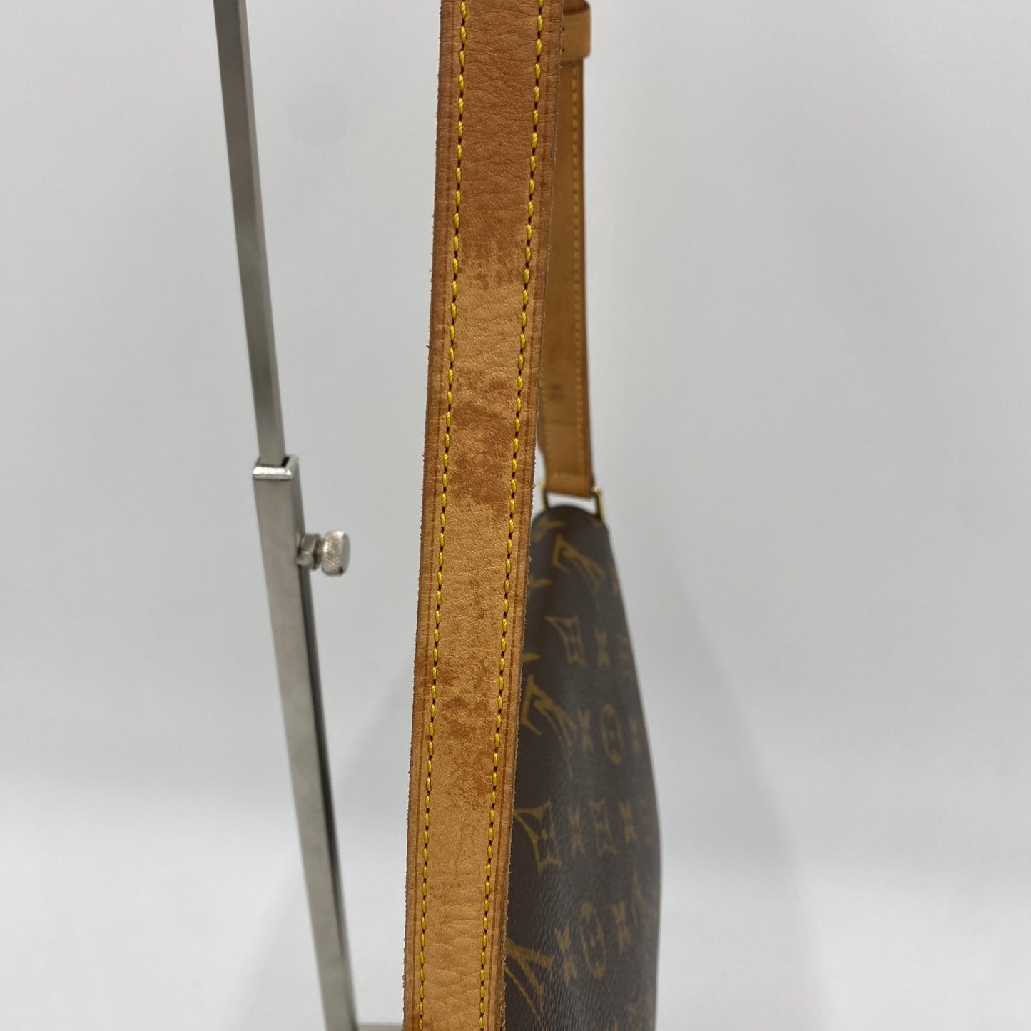 LOUIS VUITTON ミュゼットタンゴ　ショートショルダー