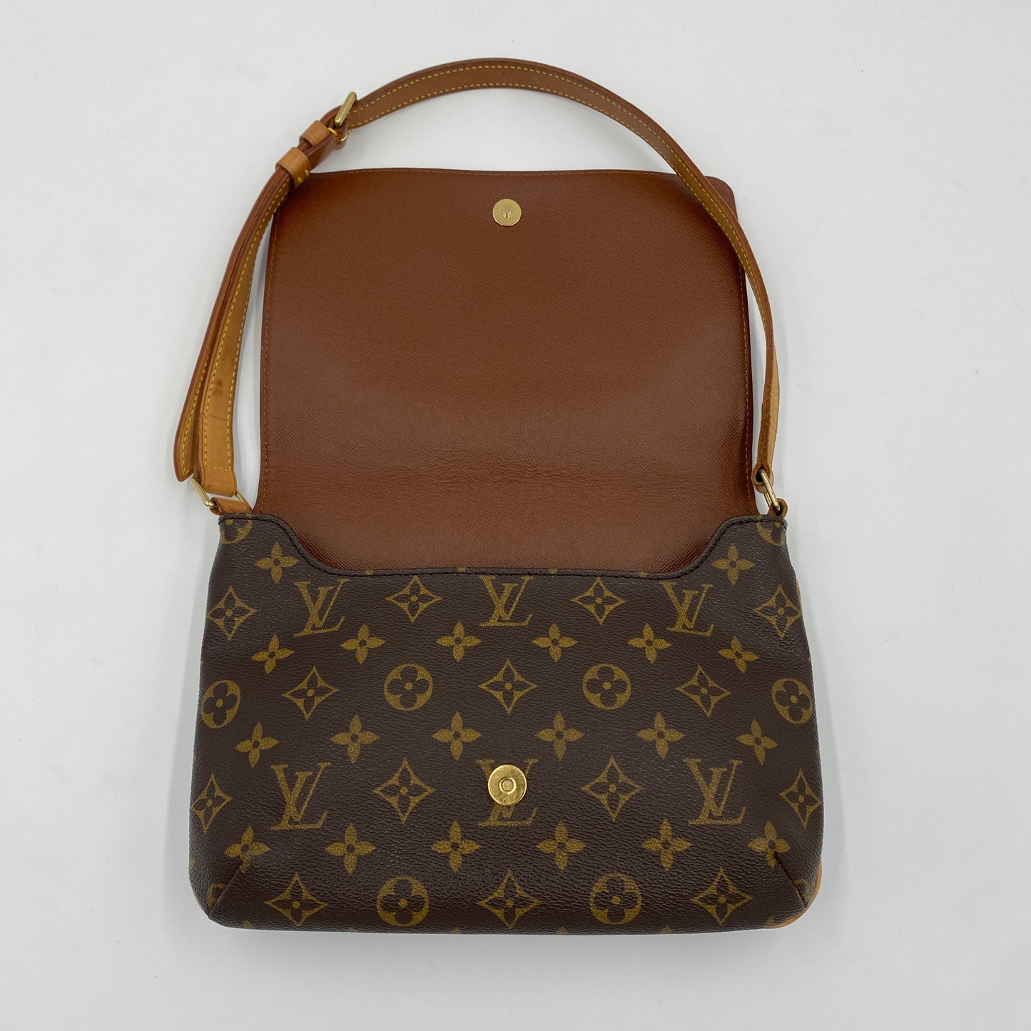LOUIS VUITTON ミュゼットタンゴ　ショートショルダー