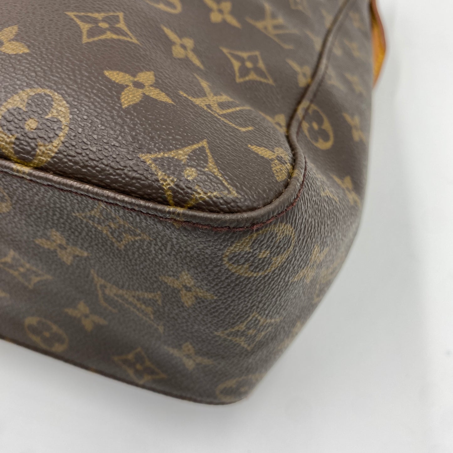 LOUIS VUITTON ルーピングGM