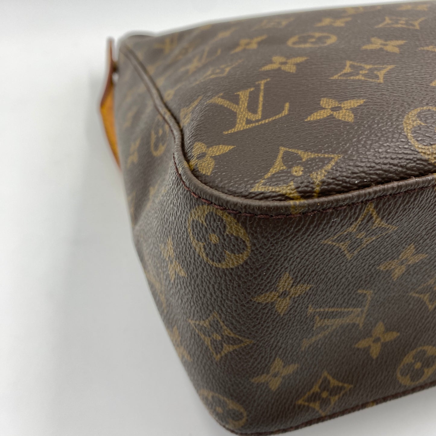 LOUIS VUITTON ルーピングGM