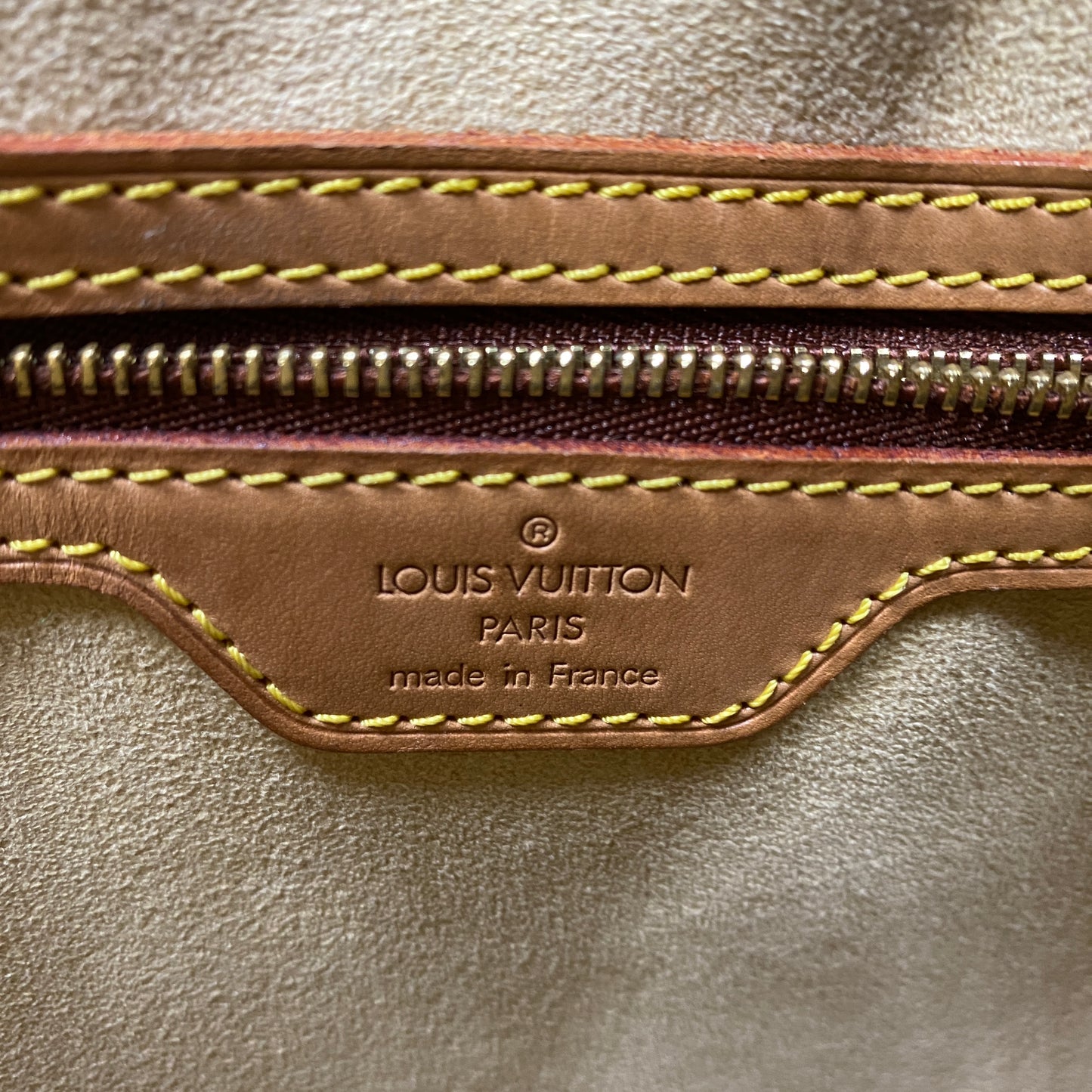 LOUIS VUITTON ルーピングGM