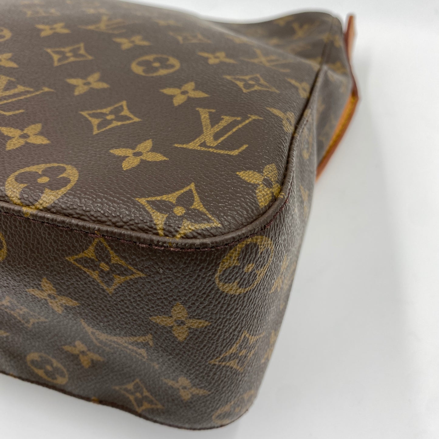 LOUIS VUITTON ルーピングＧＭ