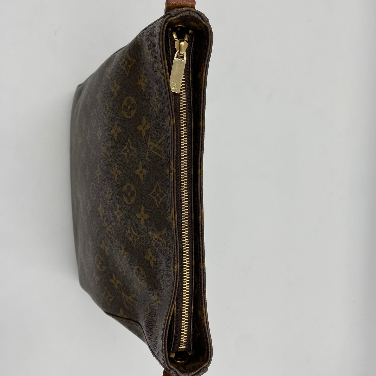 LOUIS VUITTON ルーピングＧＭ