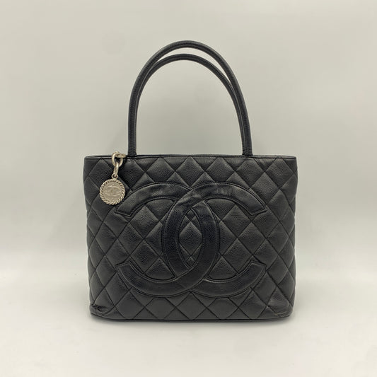 CHANEL 復刻トート キャビアスキン