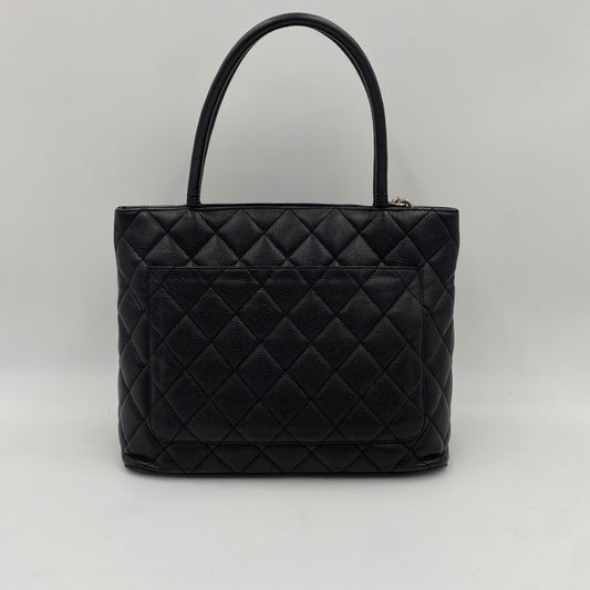 CHANEL 復刻トート キャビアスキン