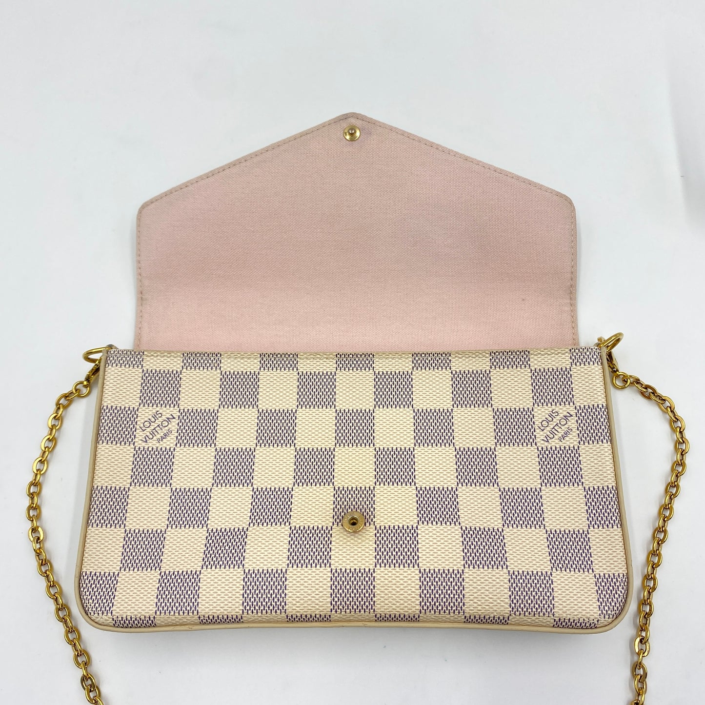 LOUIS VUITTON ポシェット・フェリーチェ